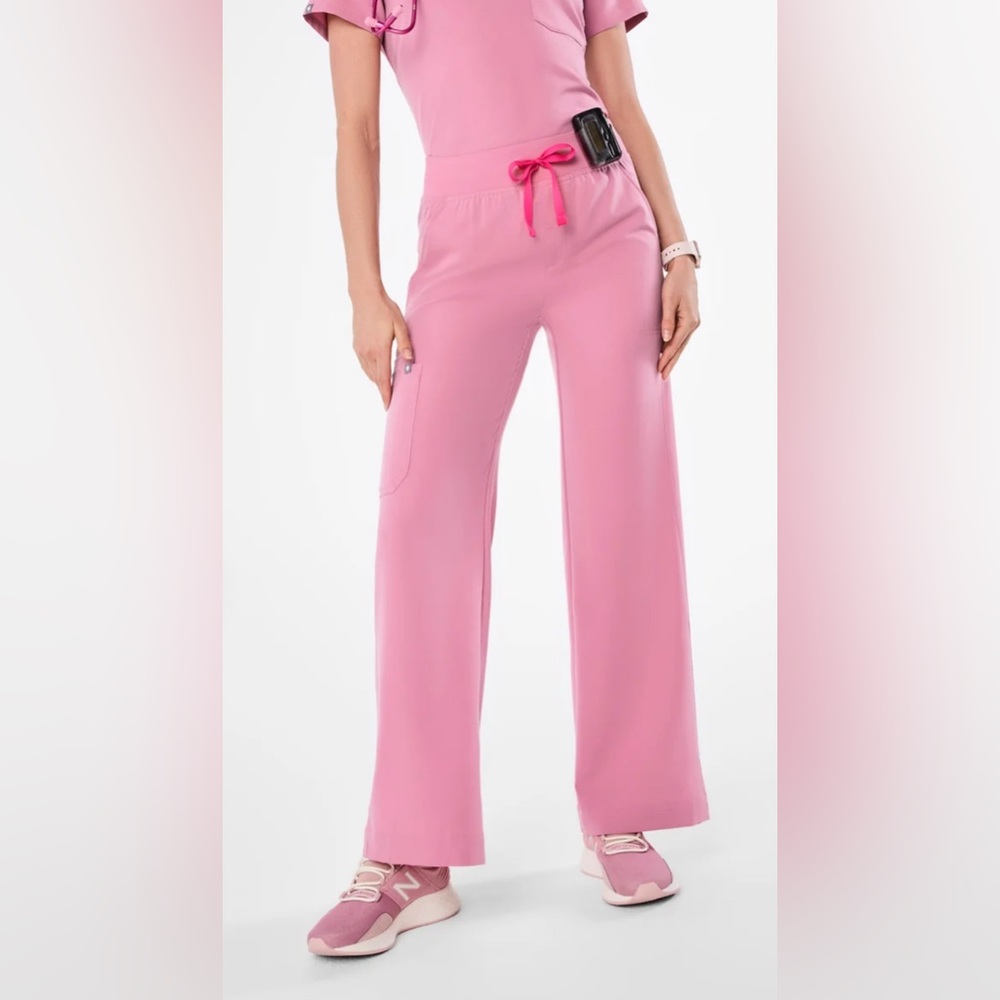 Figs Women's Wide-Leg Pants chalk pink